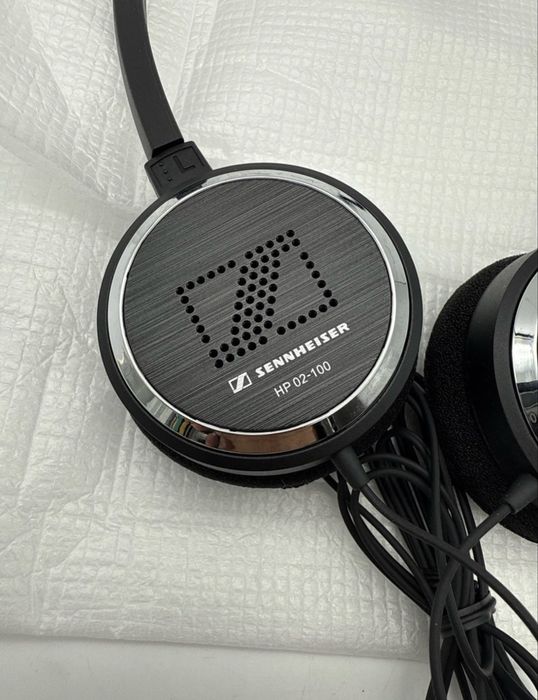 Нови слушалки Sennheiser