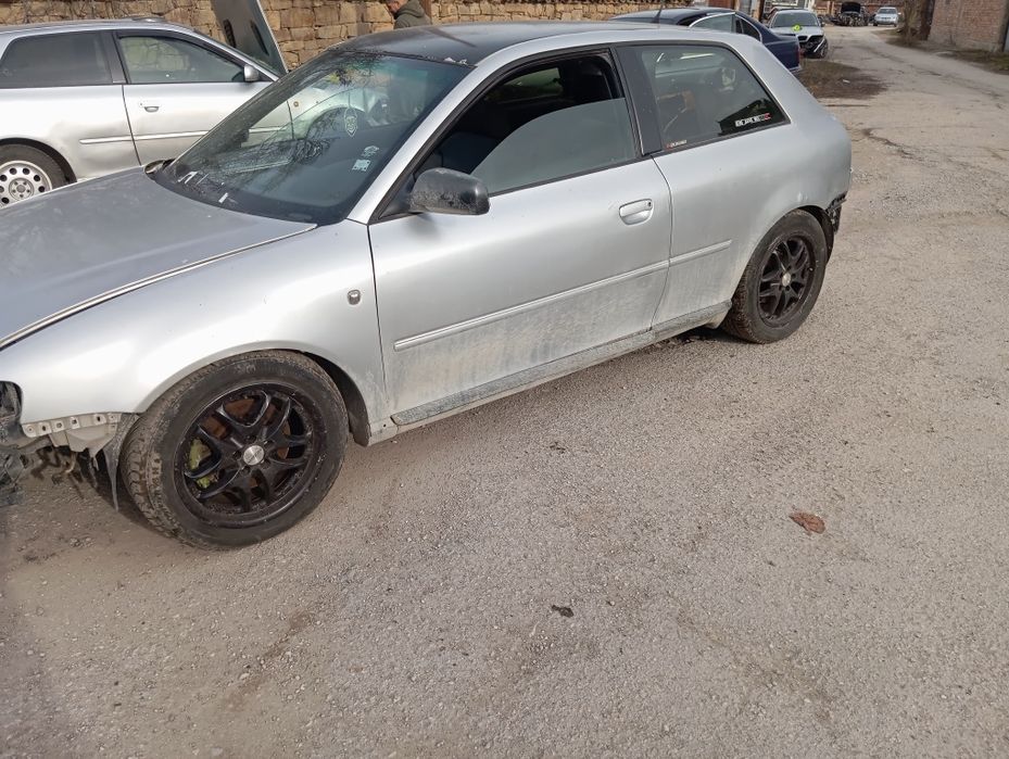 Продавам Ауди А3 1.8Т 150 AGU на части