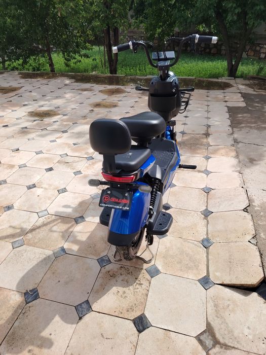 Тесла (Скутер)..