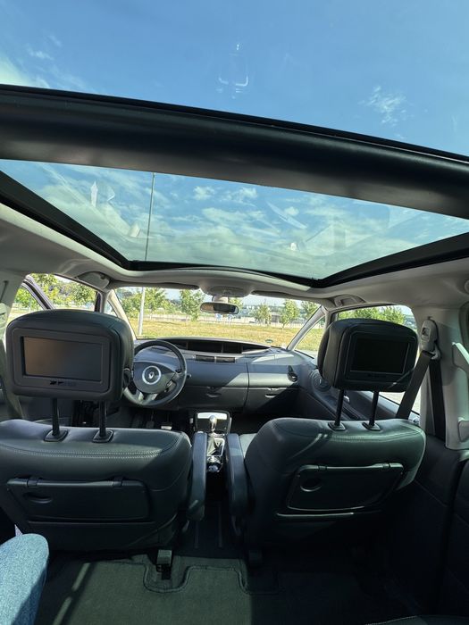 Renault Espace 2011 - 2.0 Dci Manuala 6+1 -Full Panoramic - 7 locuri in carte