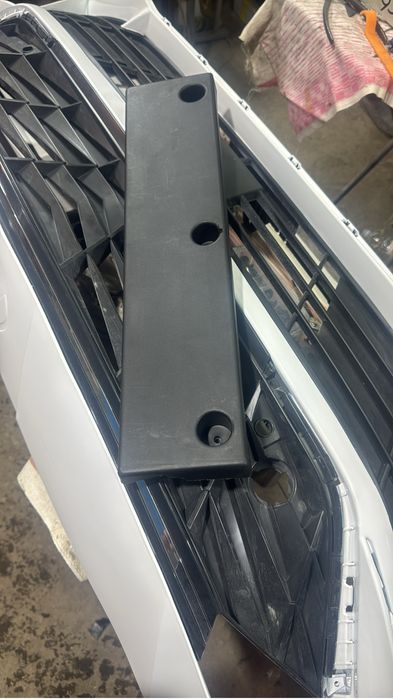 Решетка радиатора Hyundai Elantra