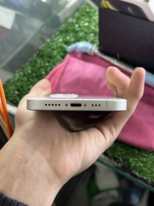 13 IPHONE 256 Gb