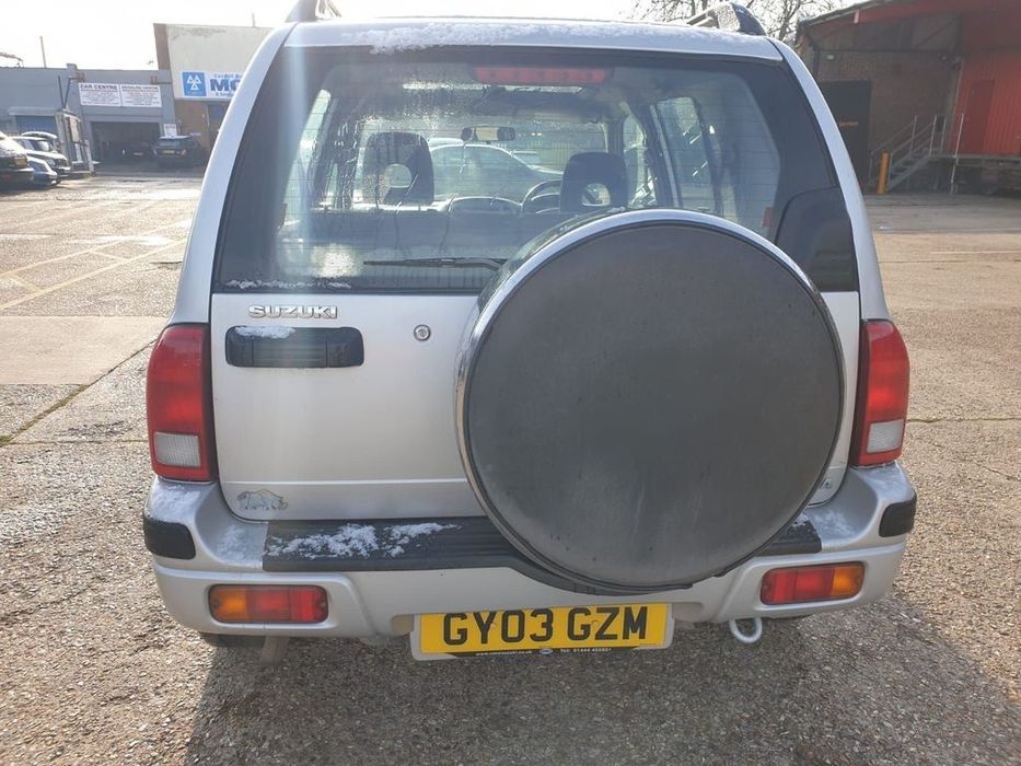 Suzuki grand vitara 2.0i 2005 на части