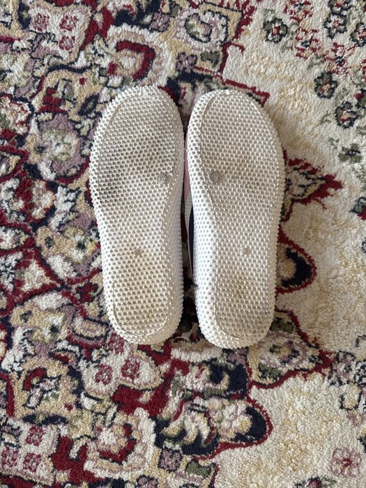 Продам аквашузы размер 35