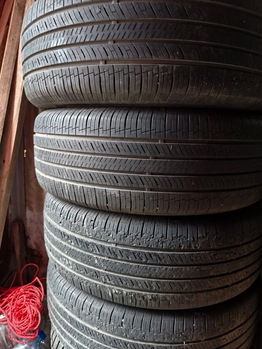 Продам летние шины 235/65/17
