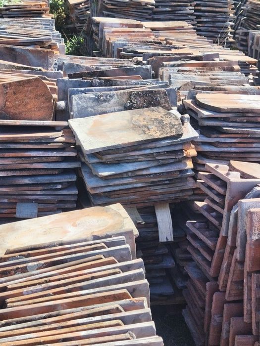 Țiglă solzi ceramică veche din renovare – Jimbolia, Duna, Bramac – Stare buna