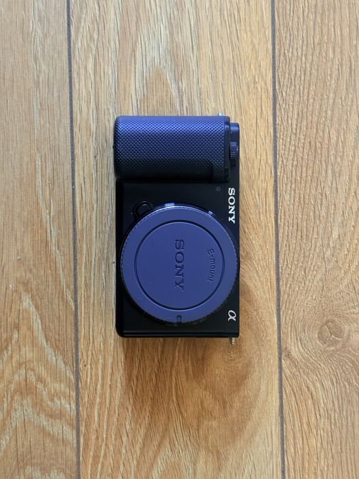 камера Sony ZV-E 10