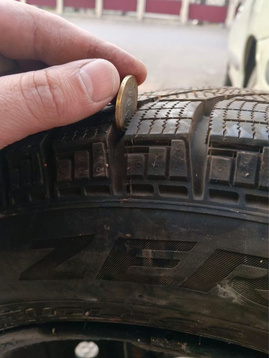 Pirelli резина с дисками 16R. 4*100