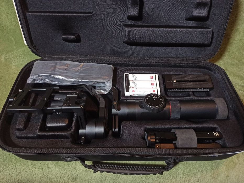 Ghimbal Zhyun Crane 2 stabilizare camere profesionale