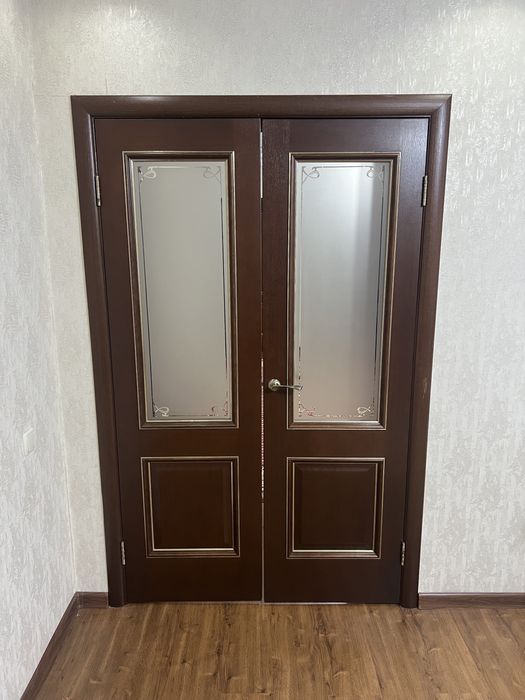 Двери для дома в отличном состоянии