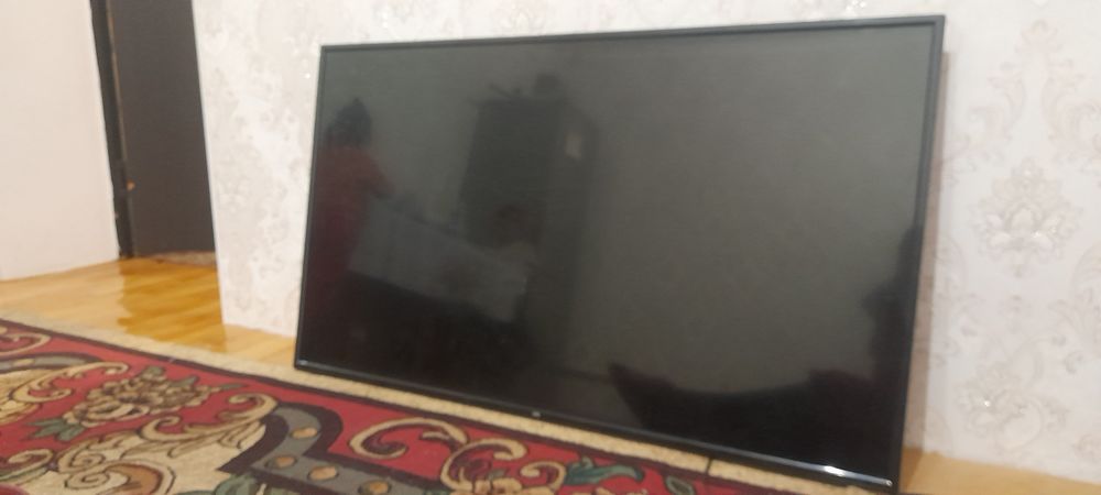 Продается Смарт тв телевизор,залиния