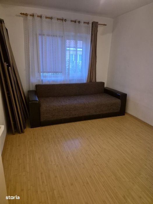 Inchiriere apart. 3 cam. decomandat , centrala pe gaz