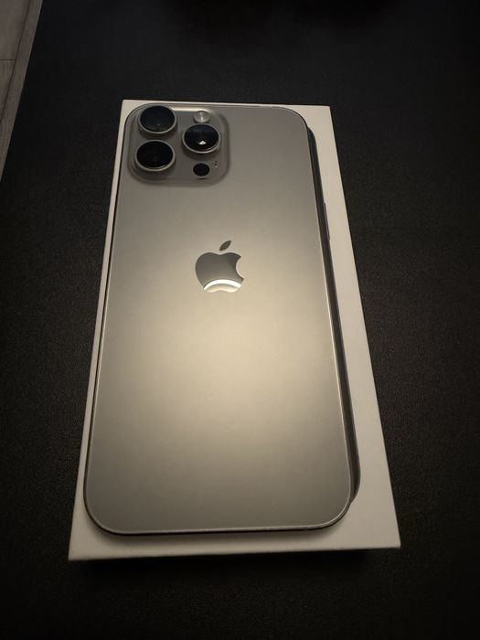 Vand iphone 16 pro max titanium grey impecabil full box
