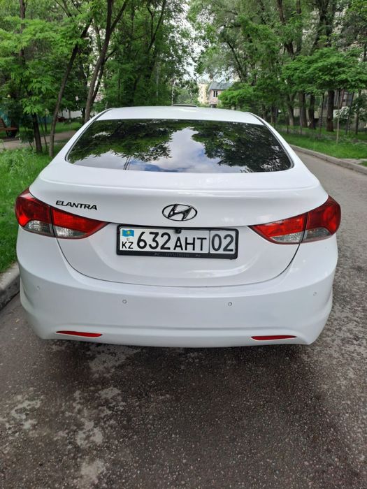 Hyundai Elantra 2014