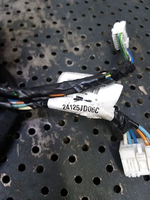 Cablaj instalatie electrica usa dreapta fata nissan qashqai j10 nj10 jj10e 24125jd06c