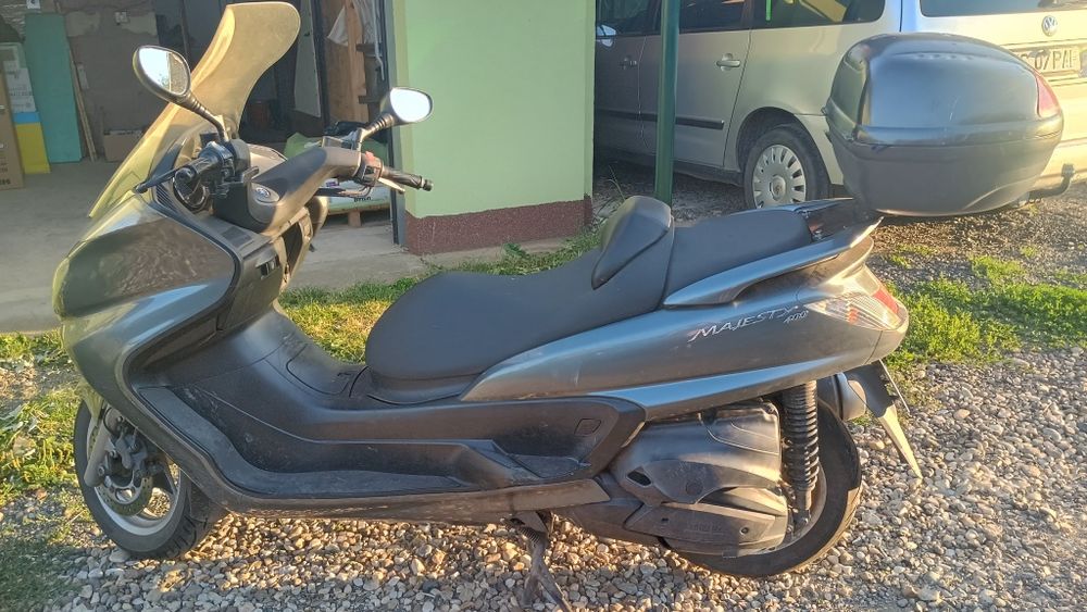 Vând Yamaha majesty 400