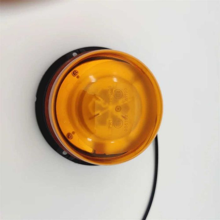 Аварийна лампа с магнит за автомобили Камиони Трактор 12 / 24V