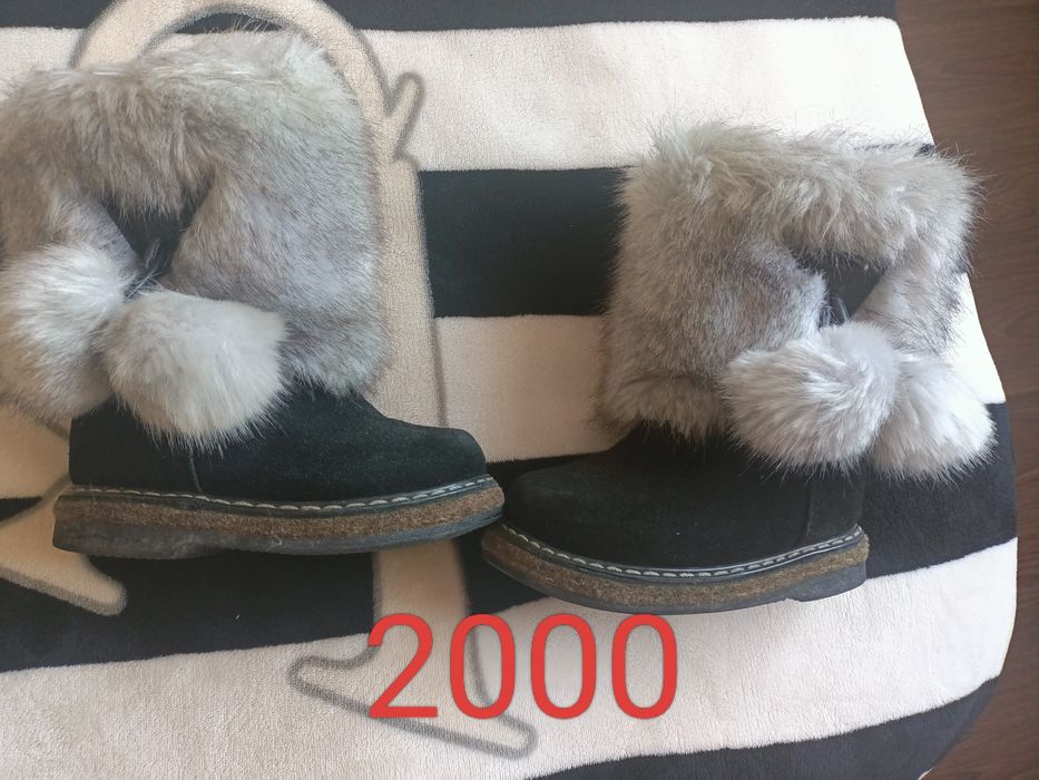 Продам угги на девочку