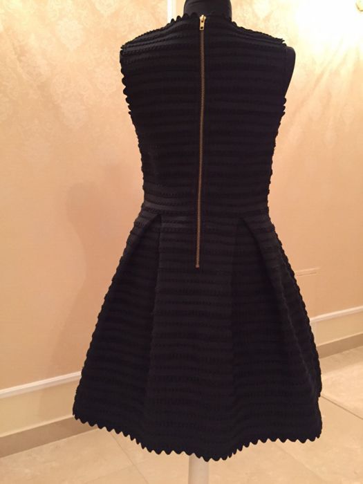 Vând rochie Manoush