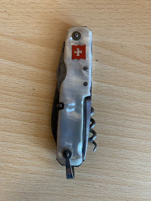 Victorinox - Pradel- Bell