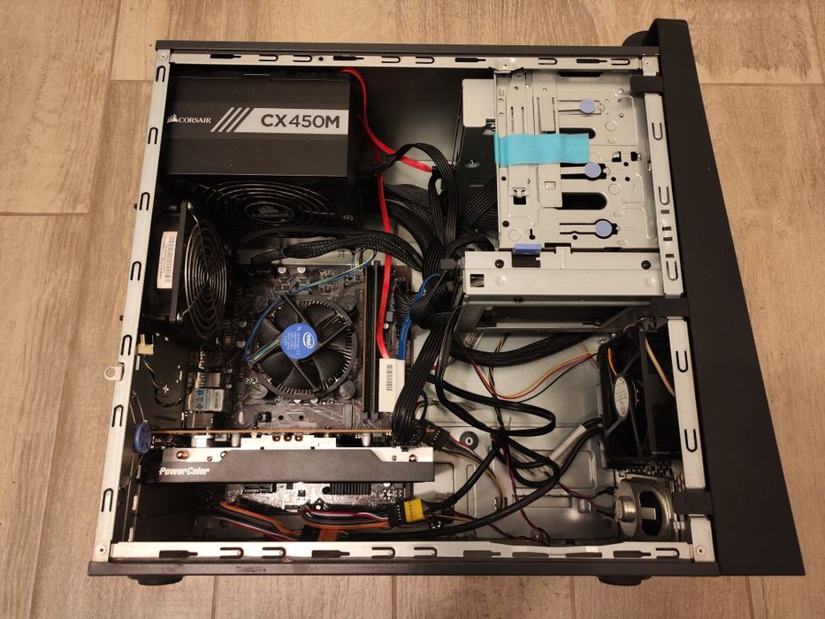 PC Gaming i5-10400 16GB DDR4 RX 6600 8GB