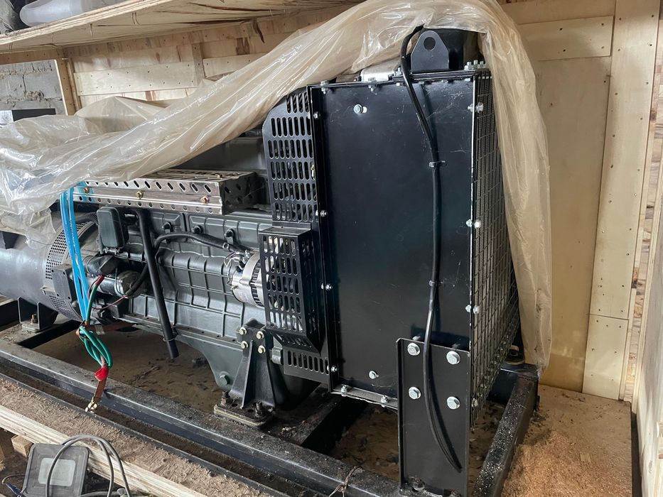 Продам дизельный генератор