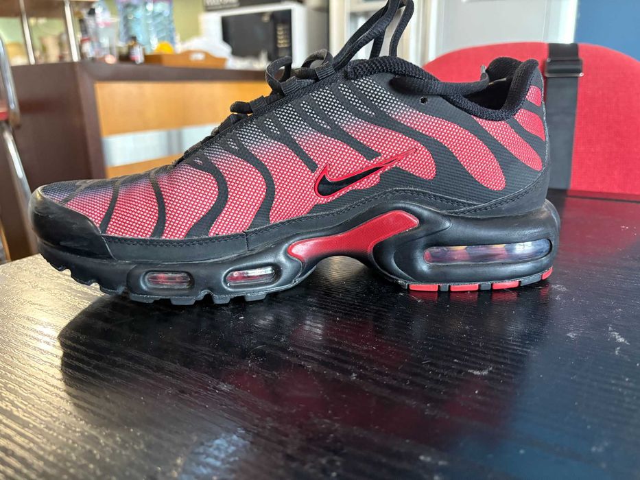 Nike Air Max TN "Red Reflective"