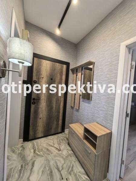 Продава се Тристаен апартамент в Пловдив, Кършияка - 65 кв.м за 2539 €/кв.м - Снимка #14
