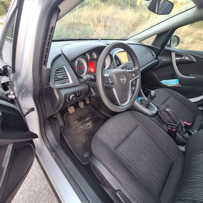 Vând autoturism opel