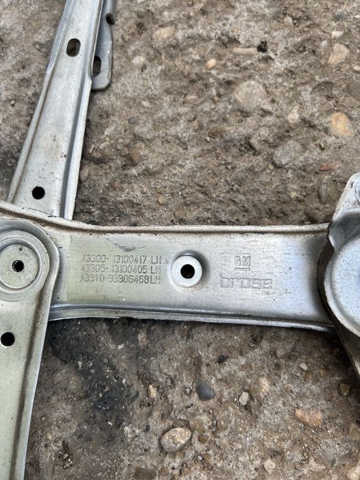 Macara Geam | Fata / Spate | Stanga / Dreapta | Opel Astra H | Break / GTC / Limuzina / Coupe | Piese Motoras Motor Modul Sofer Pasager Butoane