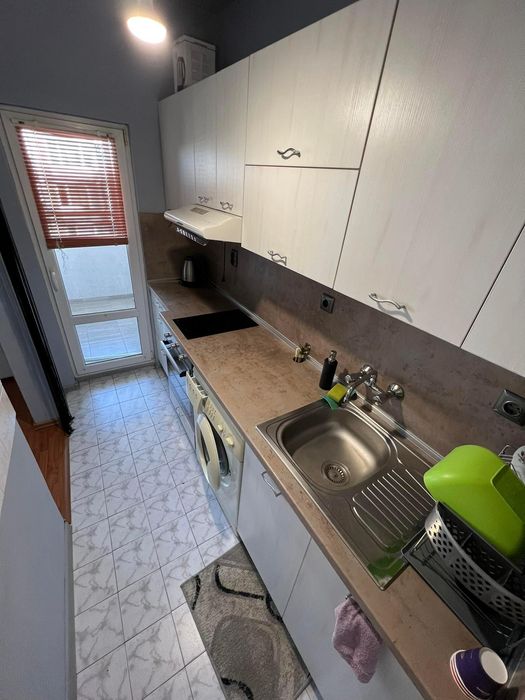 Дава се под наем Двустаен апартамент в Бургас, Лазур - 56 кв.м за 459 € - Снимка #4