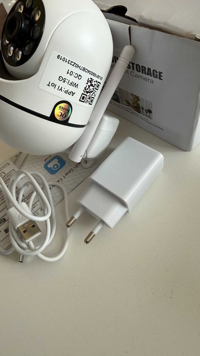 Wi-Fi камера за вътрешно наблюдение YI IoT