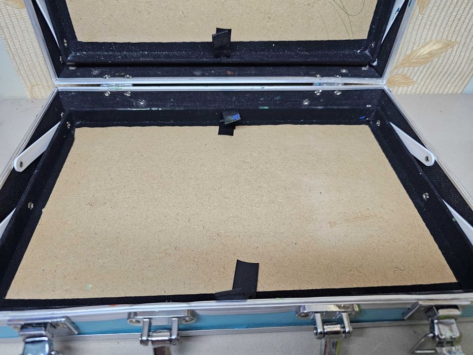 Кейс алюминиевый