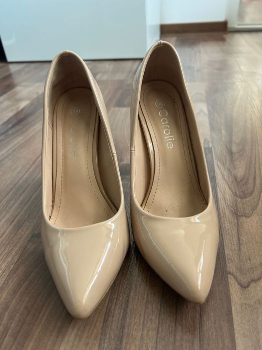 Pantofi damă stiletto crem lucioși