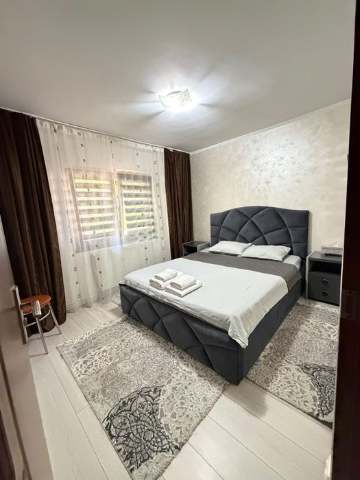 Inchiriez în regim hotelier apartament cu 2 camere
