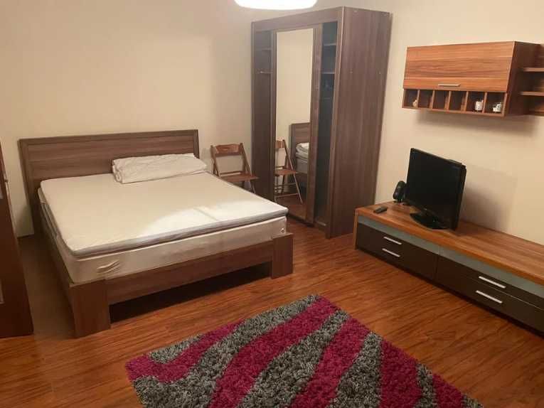 Дава се под наем Тристаен апартамент в Пловдив, Мараша - 95 кв.м за 298.86 € - Снимка #2