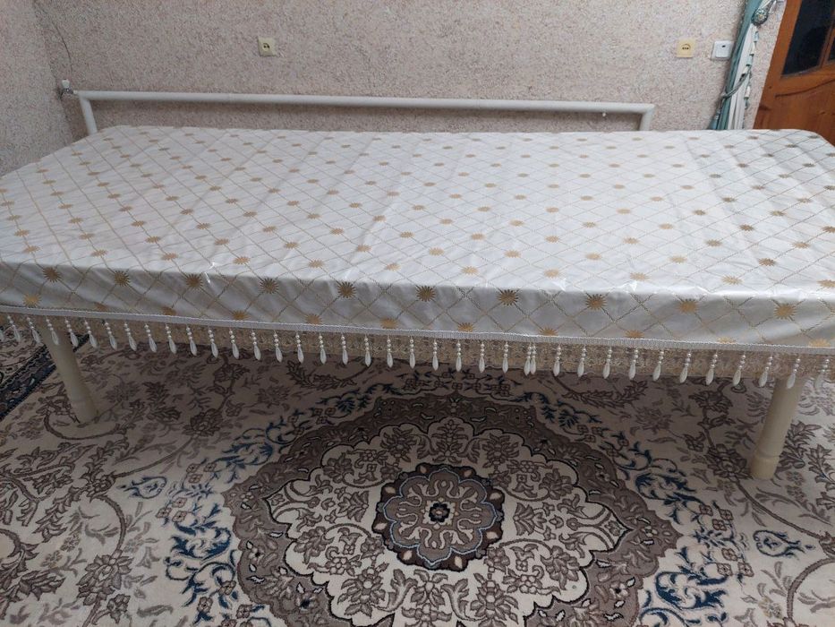 Istalgan razmerda dasturxon tikib beramiz