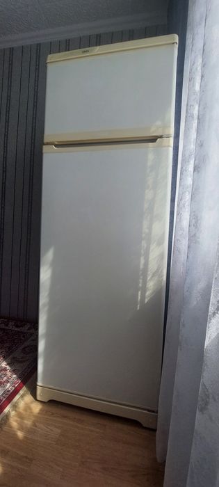 Продам Хододильник" Stinol"