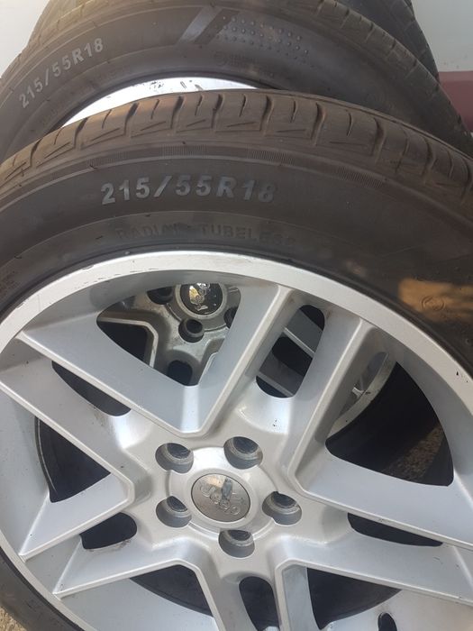 Vand cauciucuri stare foarte bună