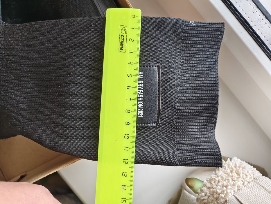 Классные сапоги-чулки для маленькой модницы