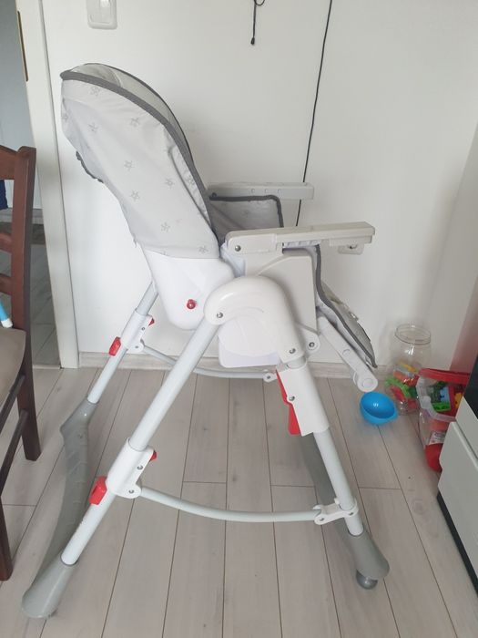 Детско столче за хранене