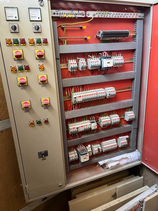 Продавам Електронно табло