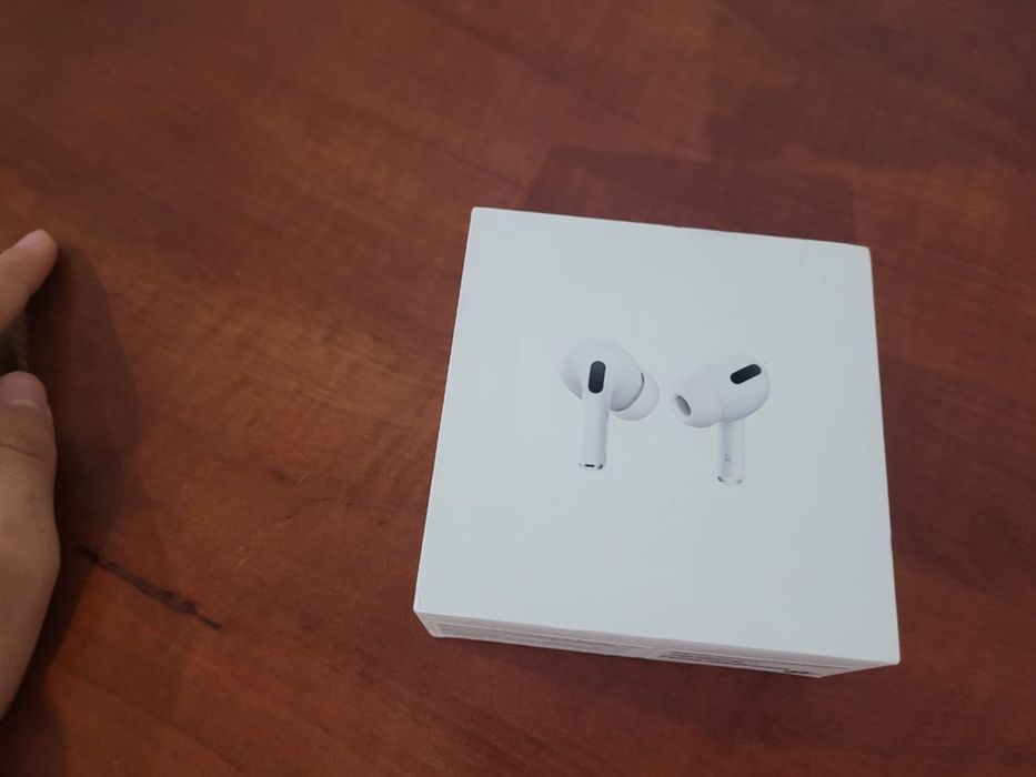 Наушник AirPods Pro