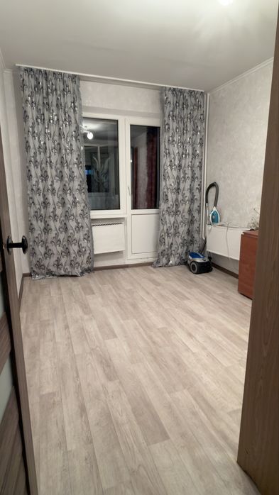 Сдам на длительный срок 4комн кв