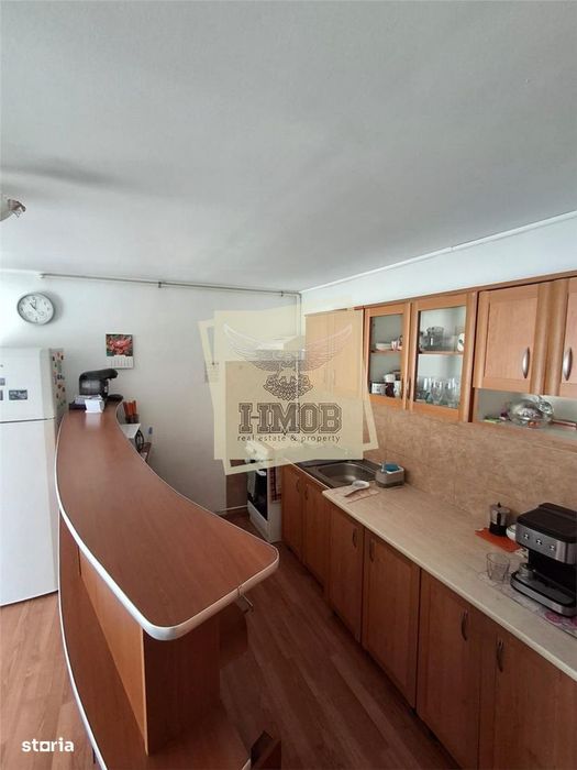 Apartament la casa 78 mpu pivnita| curte si parcare zona Sub-Arini