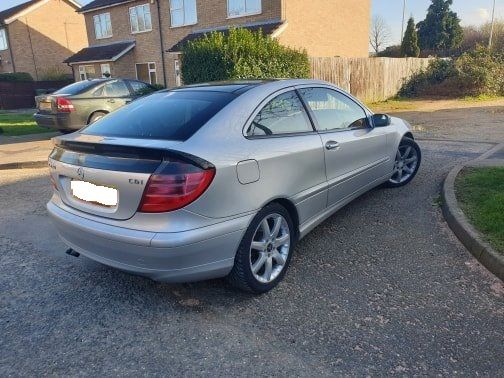 НА ЧАСТИ Мерцедес В203 Ц220цди Спорт Купе/Mercedes CL203 Sport Coupe