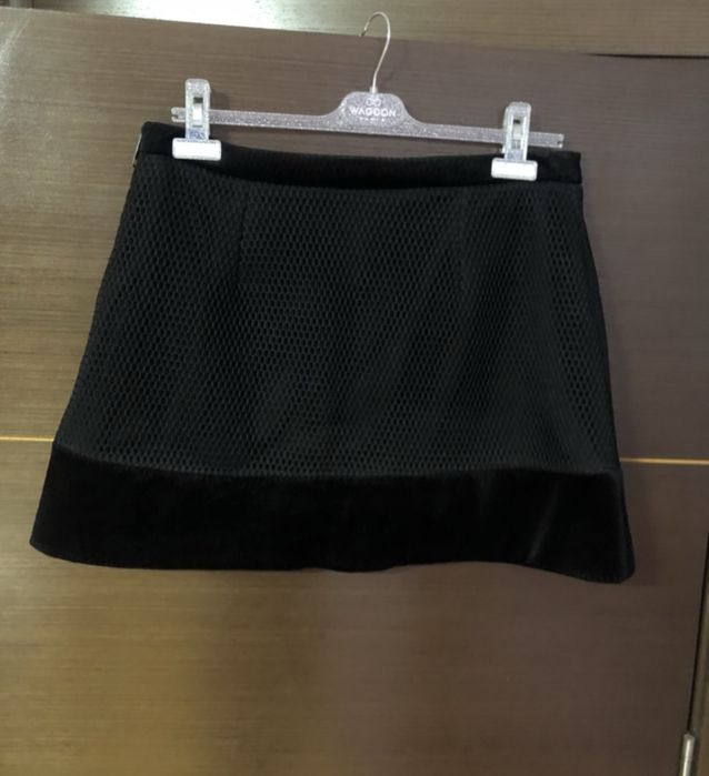 Пола-М размер Guess, Ted Baker, Waggon Paris, Dika