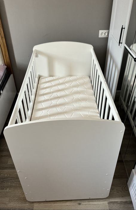 Кроватка как новая! Срочно — в связи с переездом