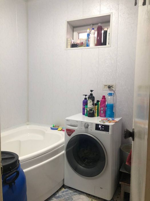 Майский Срочно продается 3х комнатная квартира.