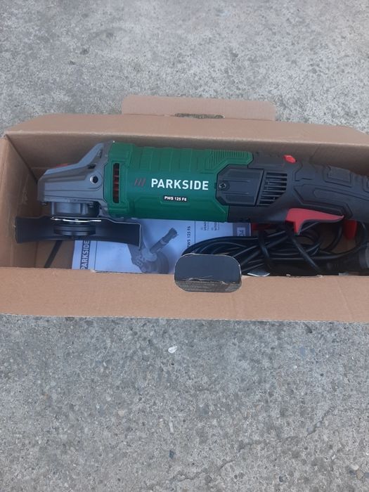 Vând flex parkside